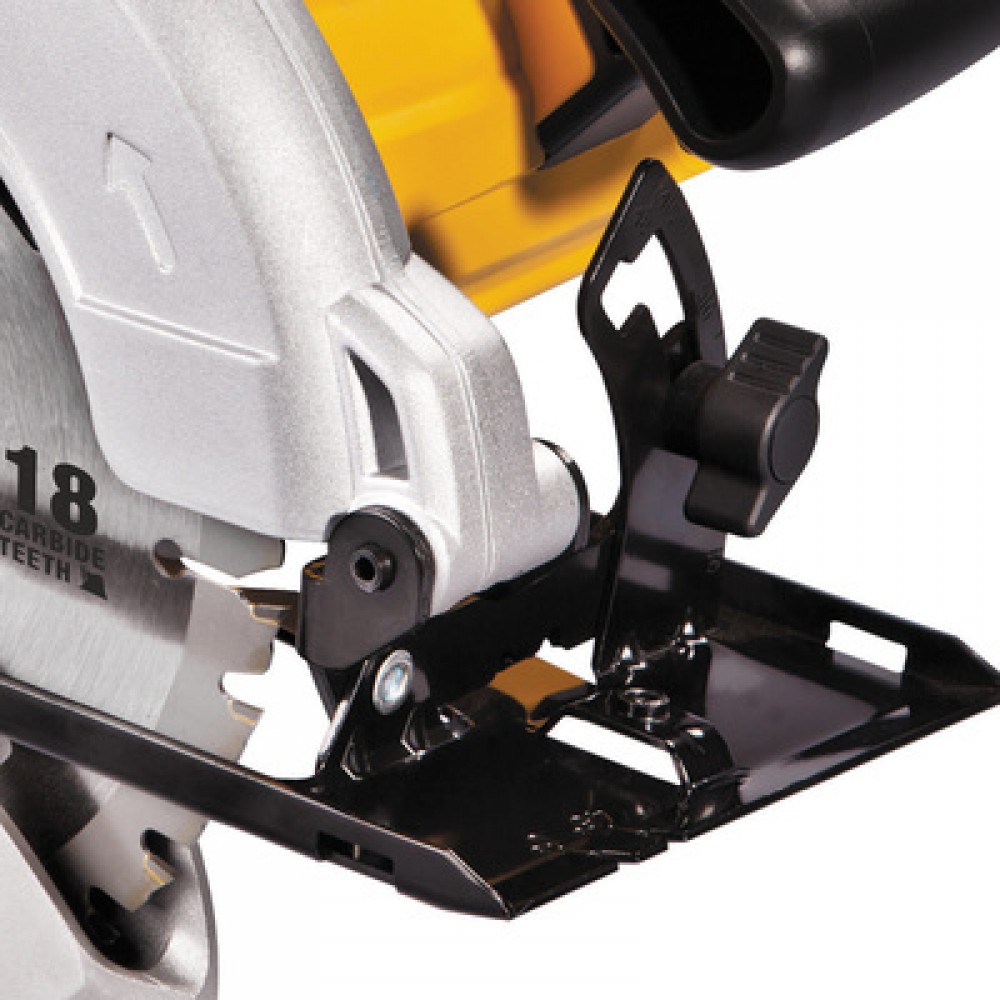 DWE560 DeWALT Kotoučová pila 184 mm s hloubkou řezu 65 mm