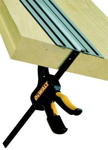 DeWALT - DWS5026 Rychloupínací svěrky na vodící lištu (1 pár) pro DWS5022, DWS5021, DWS5023