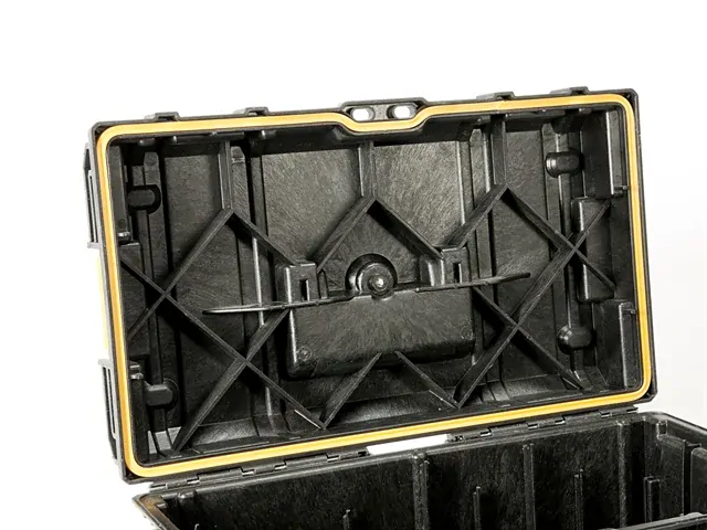 DS300 KUFR TOUGHSYSTEM DEWALT 1-70-322 ,montážní box na nářadí
