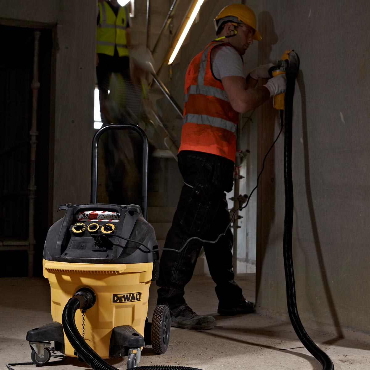 Průmyslový vysavač 38L DEWALT DWV902M