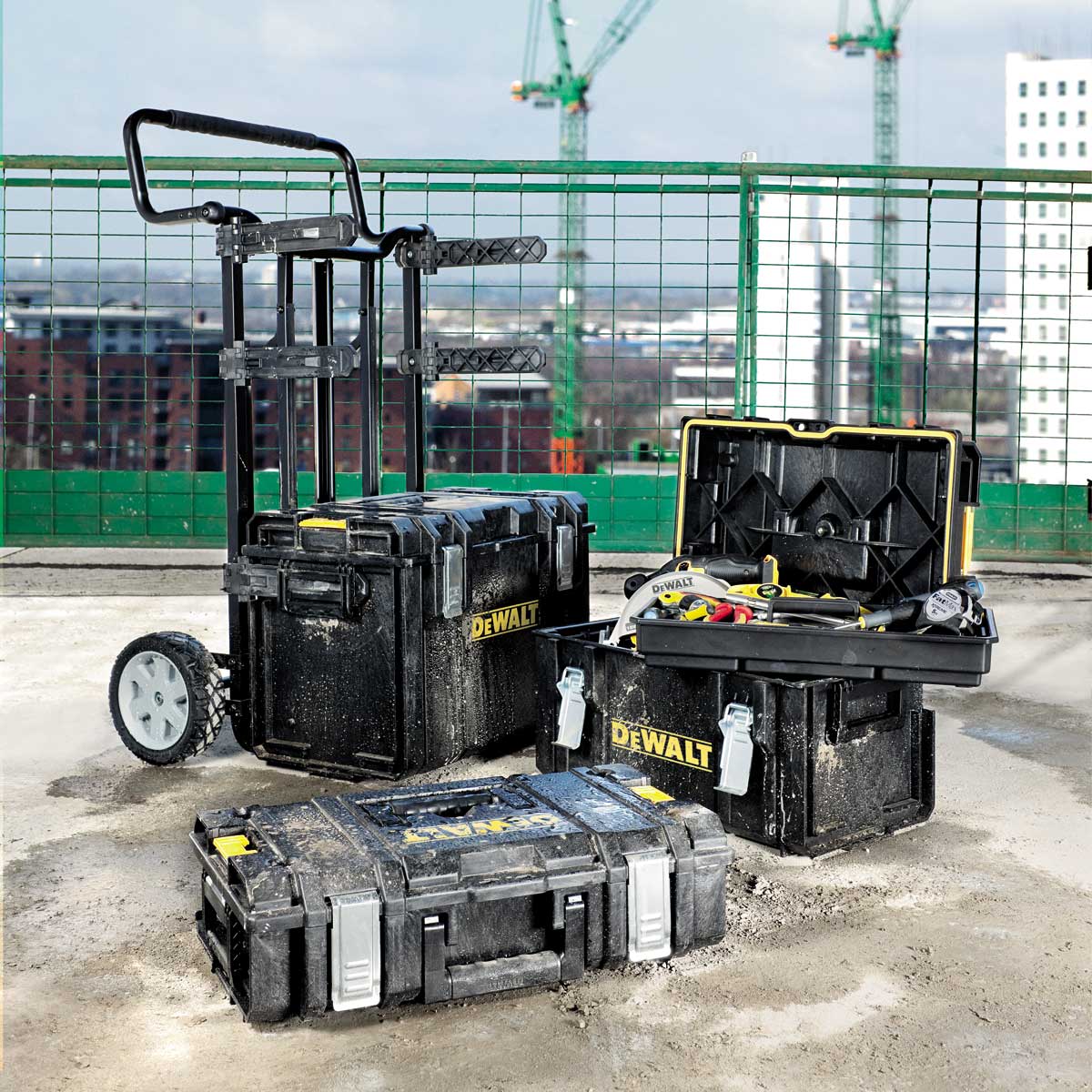 1-70-349 DeWALT Kompletní set kufrů Tough Box a přepravního vozíku DSCarrier