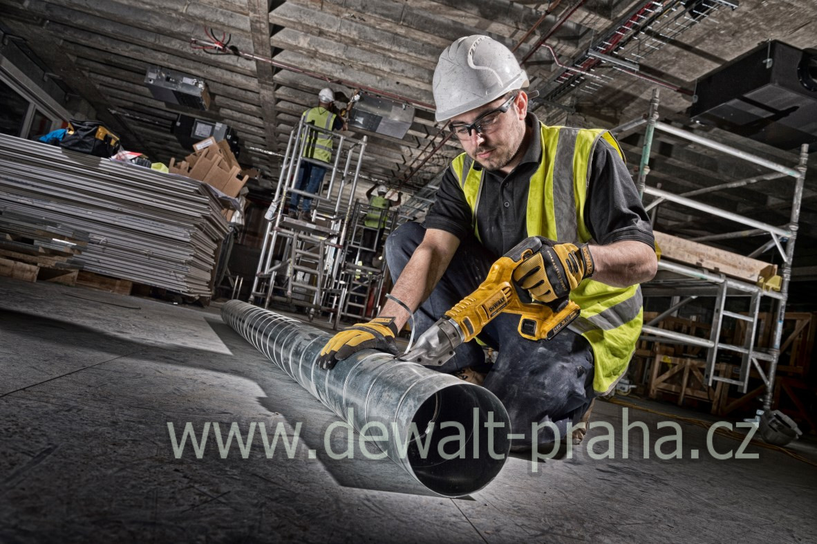 DCS491N DeWALT Aku nůžky na plech samostatný stroj