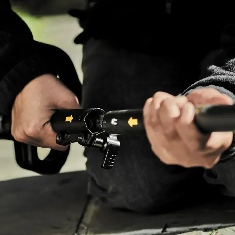 DCMASPH6N DeWALT Nástavec s nůžkami na živý plot pro jednotku DCMAS5713