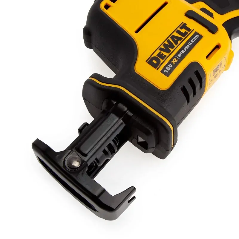 DCS369N DeWALT Aku mečová pila 18V, samosatný stroj