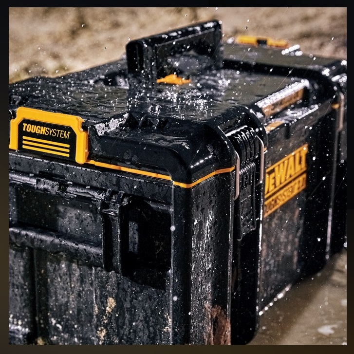 DS300 KUFR TOUGHSYSTEM 2.0 DWST83294-1 DeWALT - box na nářadí 39 l