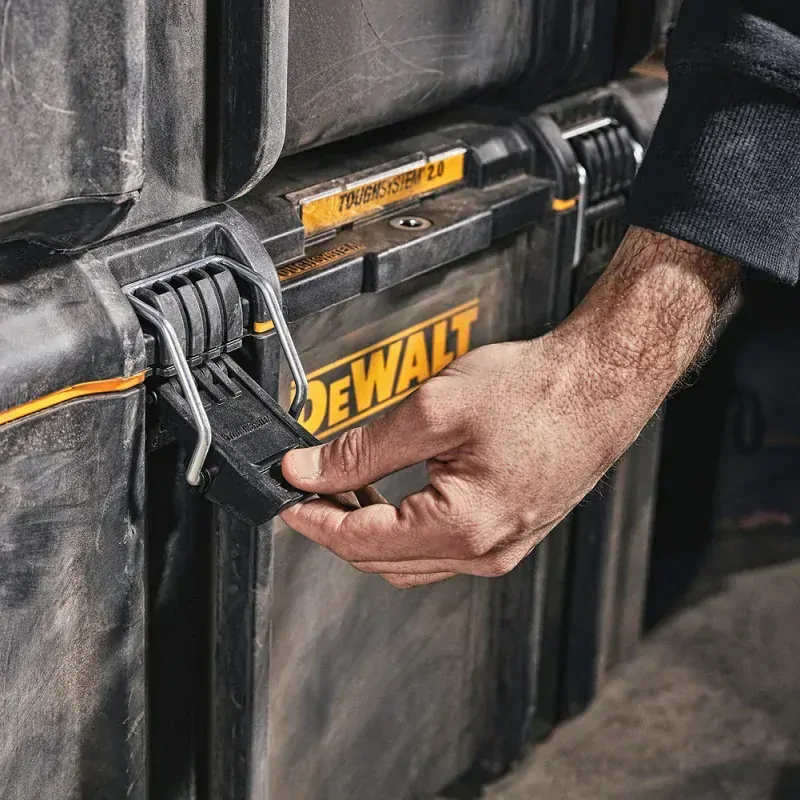 DS400 KUFR TOUGHSYSTEM 2.0 DWST83342-1 DeWALT - box na nářadí 55 l
