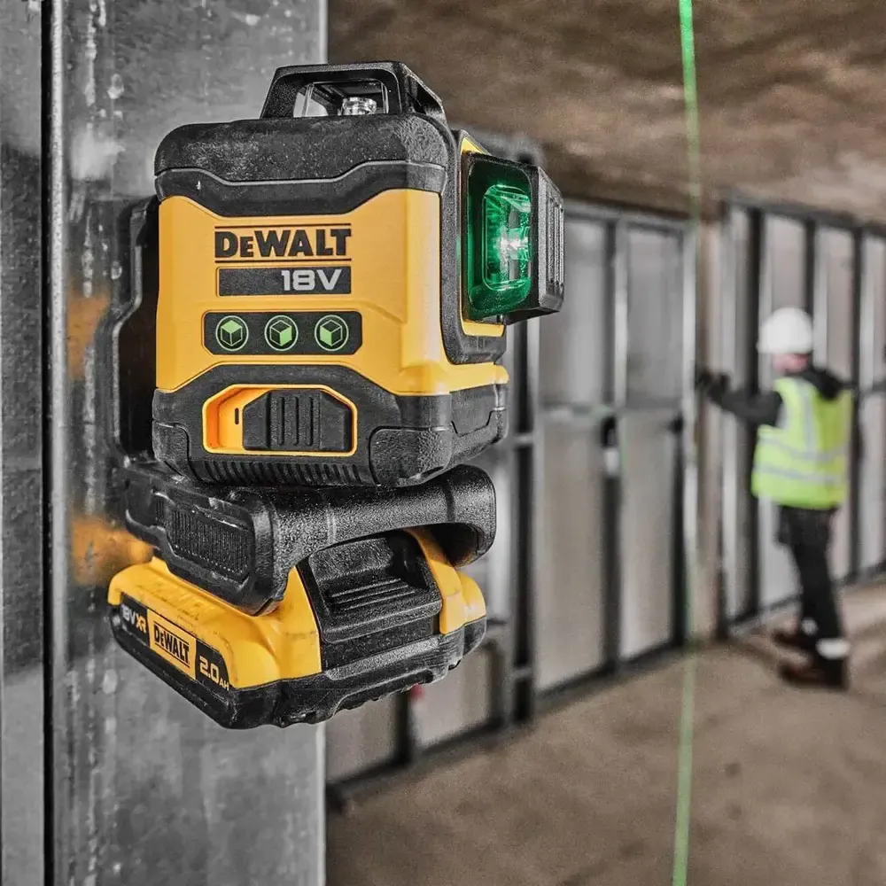 DCLE34031D1 DeWALT Aku křížový laser zelený 3x 360° 18V 2,0 Ah, v kufru
