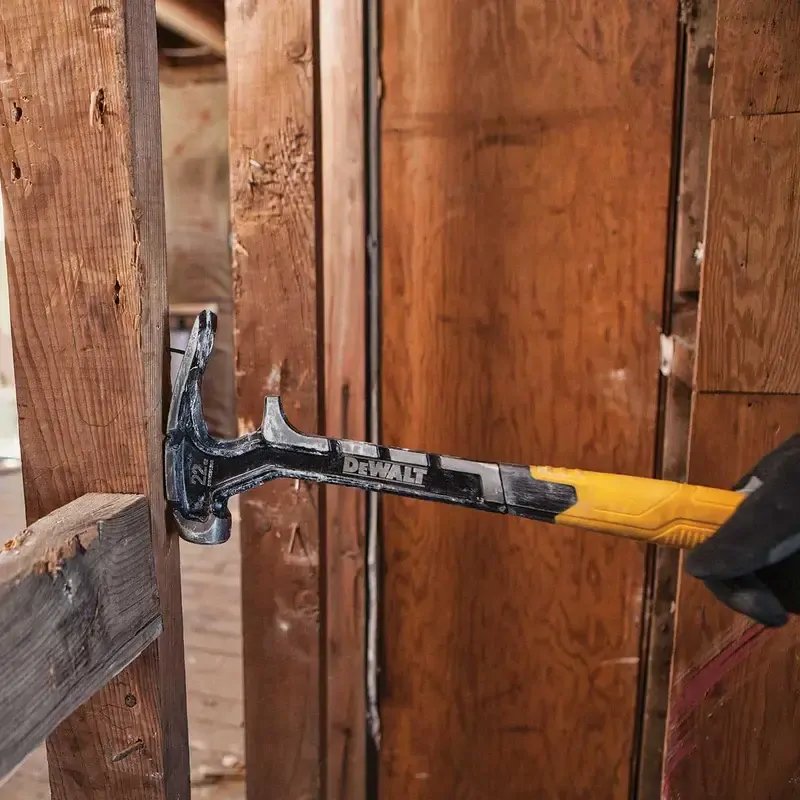 DWHT51366 DeWALT Ocelové demoliční kladivo 624g, rovný nos