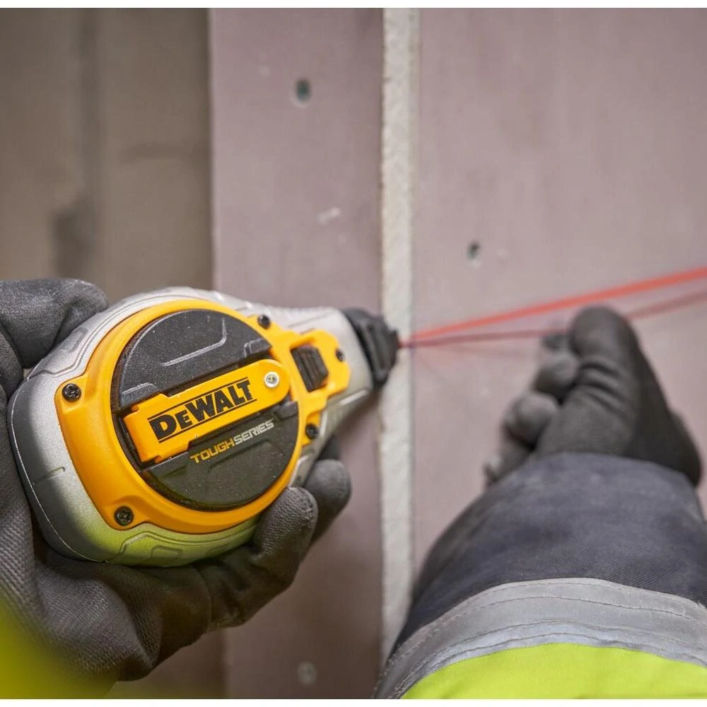 DWHT48335RC-0 DeWALT TOUGHSERIES Značkovací šnúra 6:1, 30m, s červenou křídou 