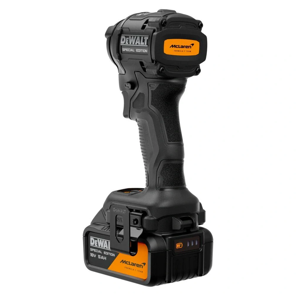 DCF86MP1T DeWALT Aku bezuhlíkový rázový utahovák 1/4" 18V XR 1x 5,0 Ah McLaren edition TSTAK