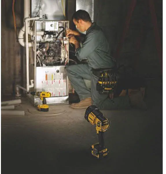 DeWALT - DCL043 LED diodová aku svítilna 18V XR