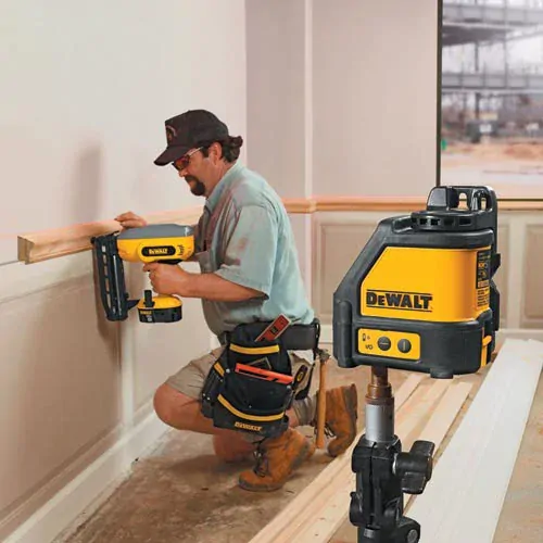 DW088K DEWALT Křížový laser samonivelační 