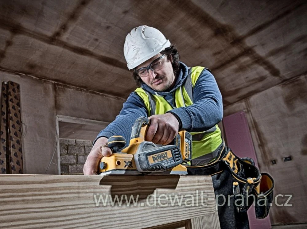 DCP580NT DeWALT Aku bezuhlíkový hoblík 18 V, v kufru TSTAK