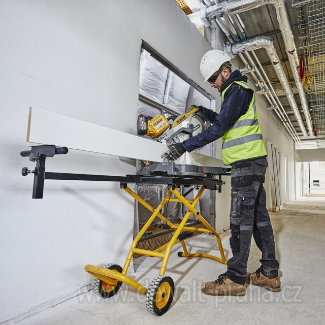 DE7260 DeWALT Pojízdný stojan pro pokosové pily