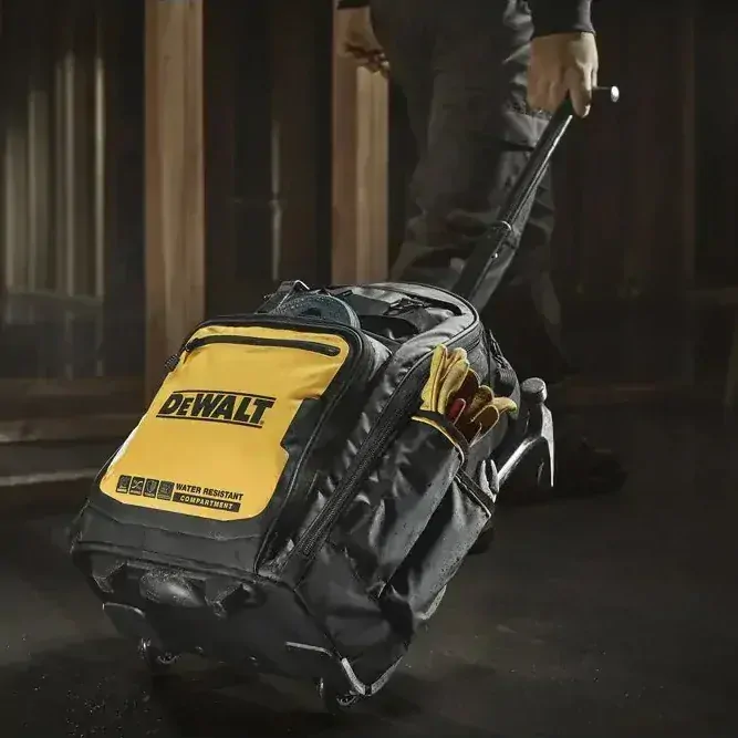 DWST60101-1 DeWALT Batoh Pro s kolečky, na nářadí