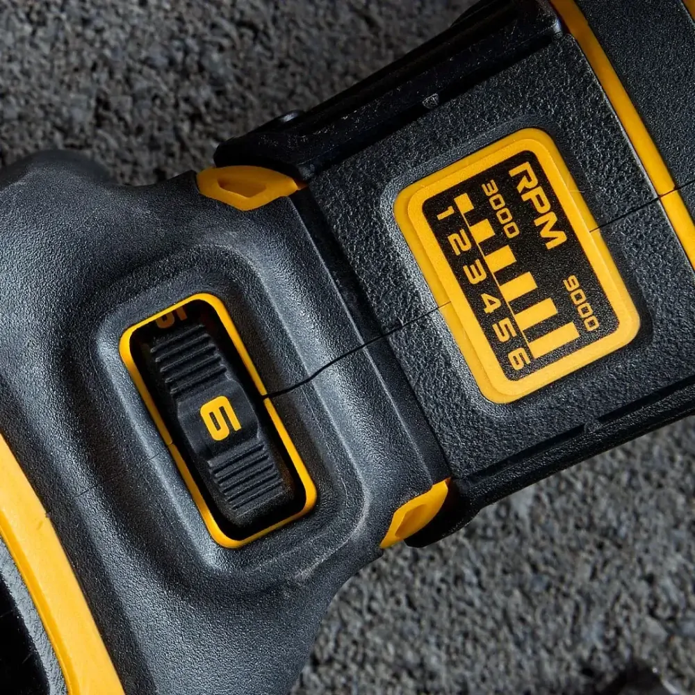DCG416VSN DeWALT Aku bezuhlíková úhlová bruska 125 mm s regulací otáček, 18V XR, samostatný stroj