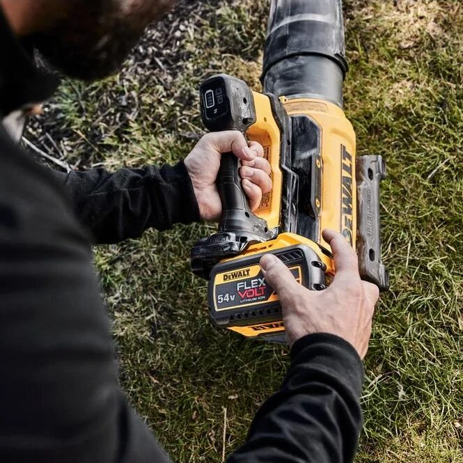 DCMBL777N Aku axiální fukar 54V XR FLEXVOLT, samostatný stroj