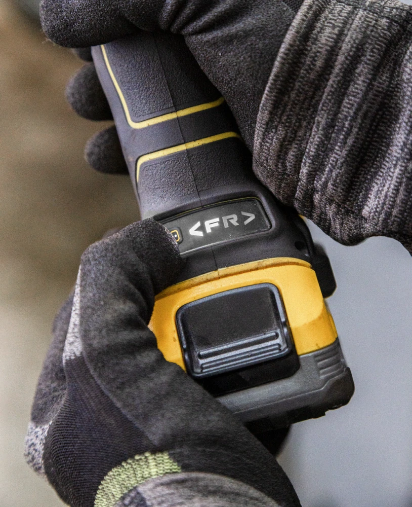 DCG430NT Aku přímá bruska 18V TSTAK DeWALT, samostatný stroj