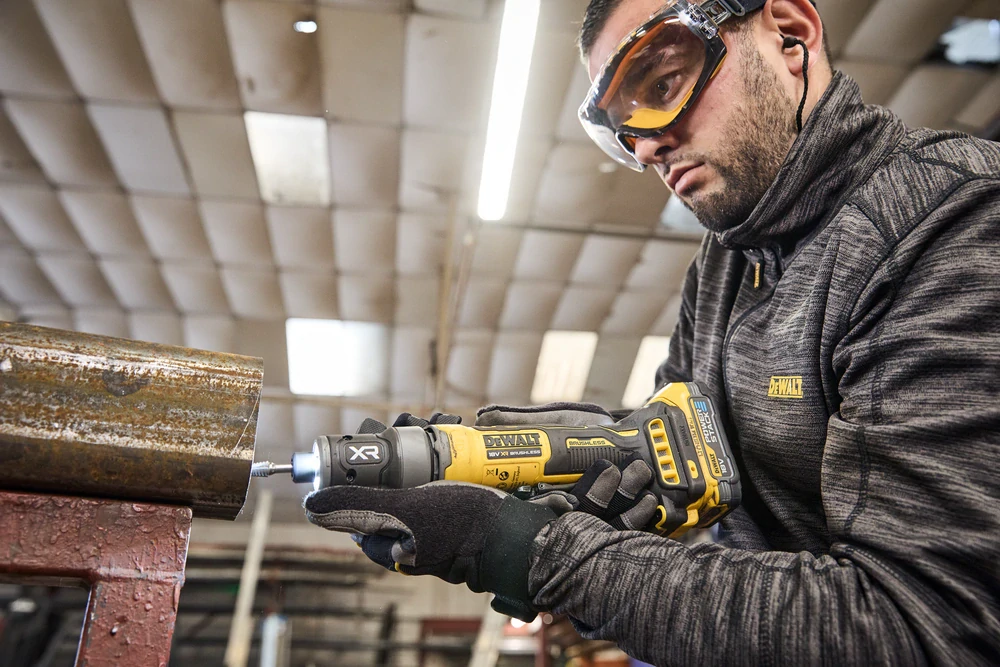 Aku přímá mini bruska 18V DCG420N DeWALT, samostatný stroj