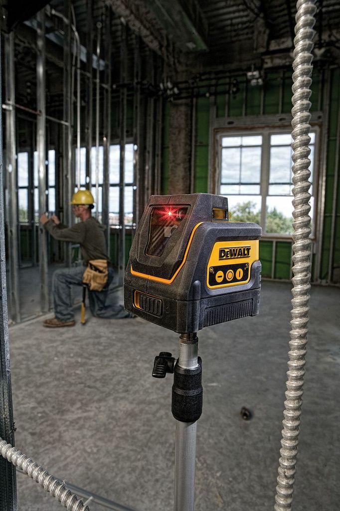 Samonivelační křížový laser , horizontální paprsek 360° DeWALT - DW0811