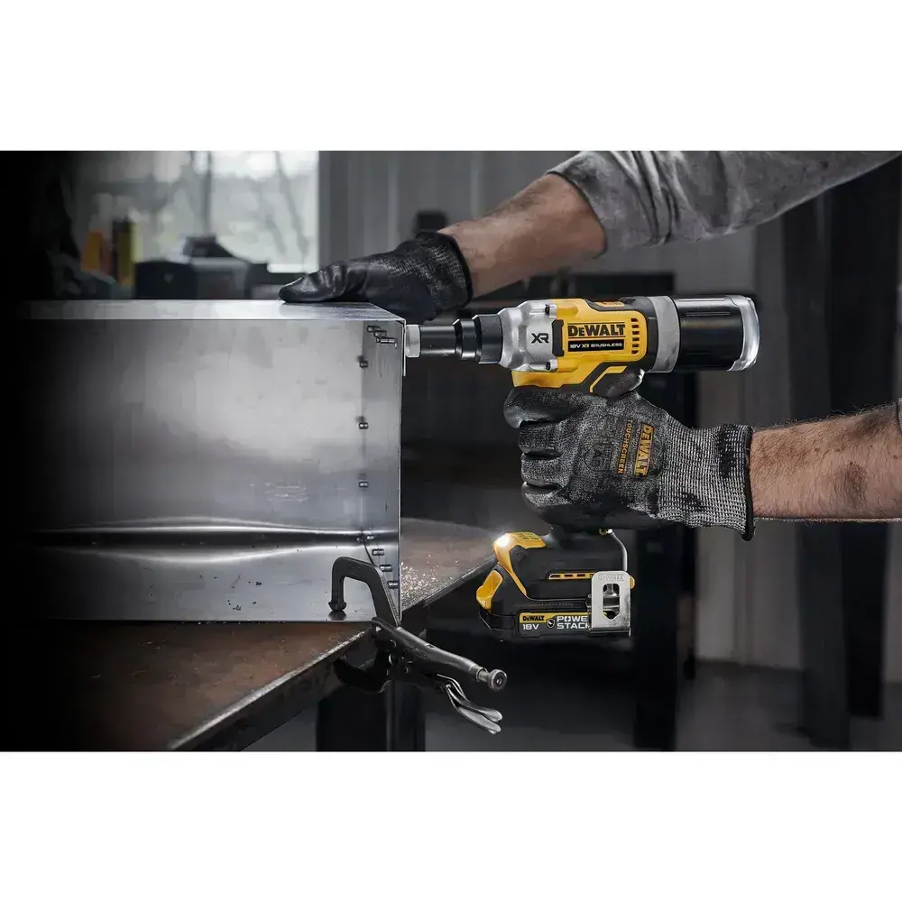 DCF414NT DeWALT Aku nýtovací kleště 18V XR pro nýty od 4.8 mm do 6.4 mm, samostatný stroj
