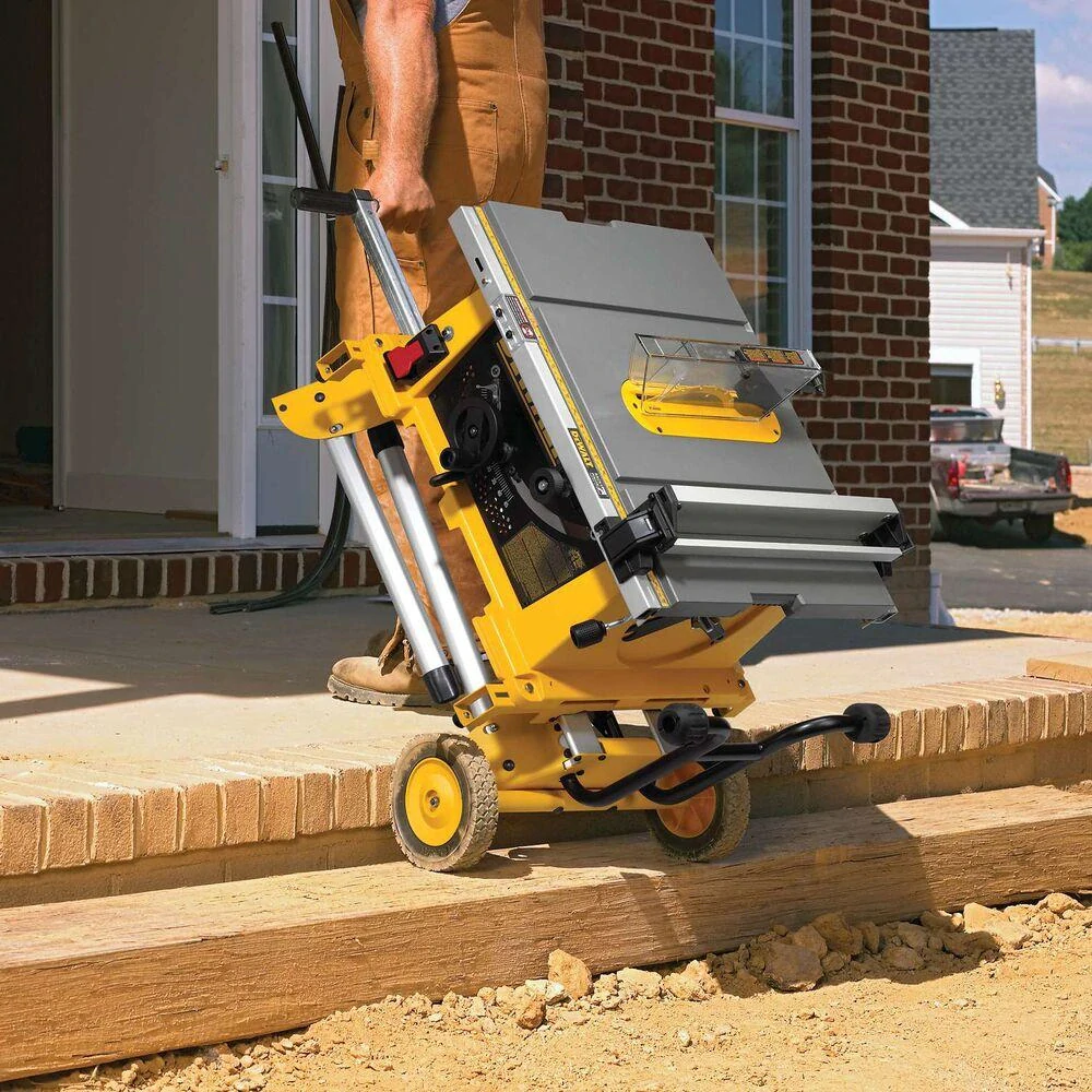 DWE7485RS DeWALT Stolní okružní pila 210 mm, 1850W a stojan DE7400